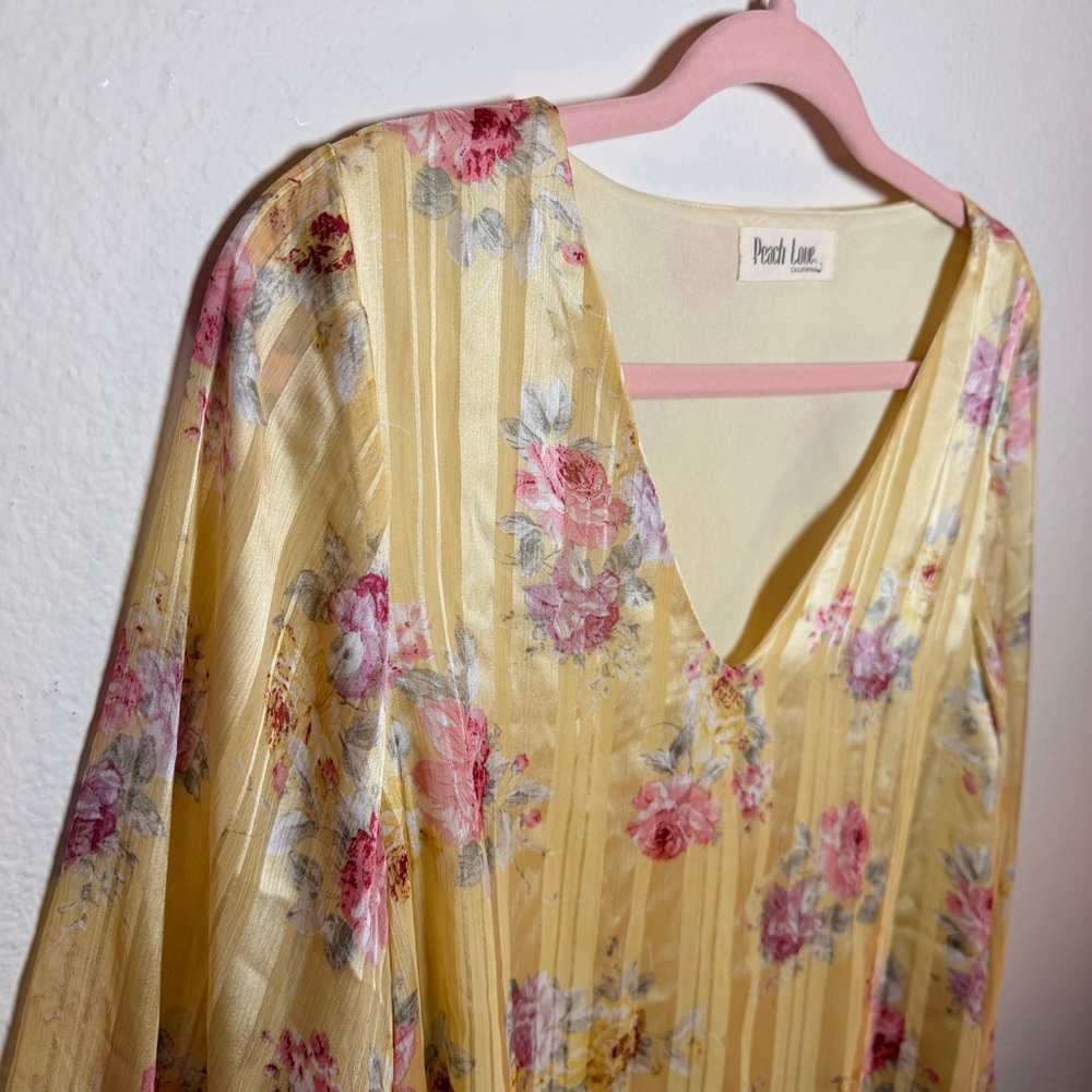 Peach Love California Yellow Floral Blouse Size M Cottagecore Romantic Boho Top‎